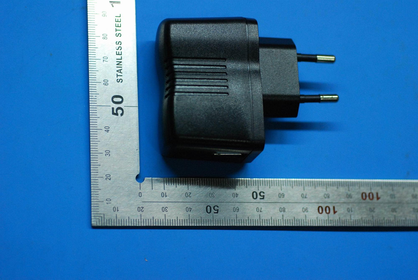 Lenovo Charger And*C-P40 5V/1A Black - SO29A43502