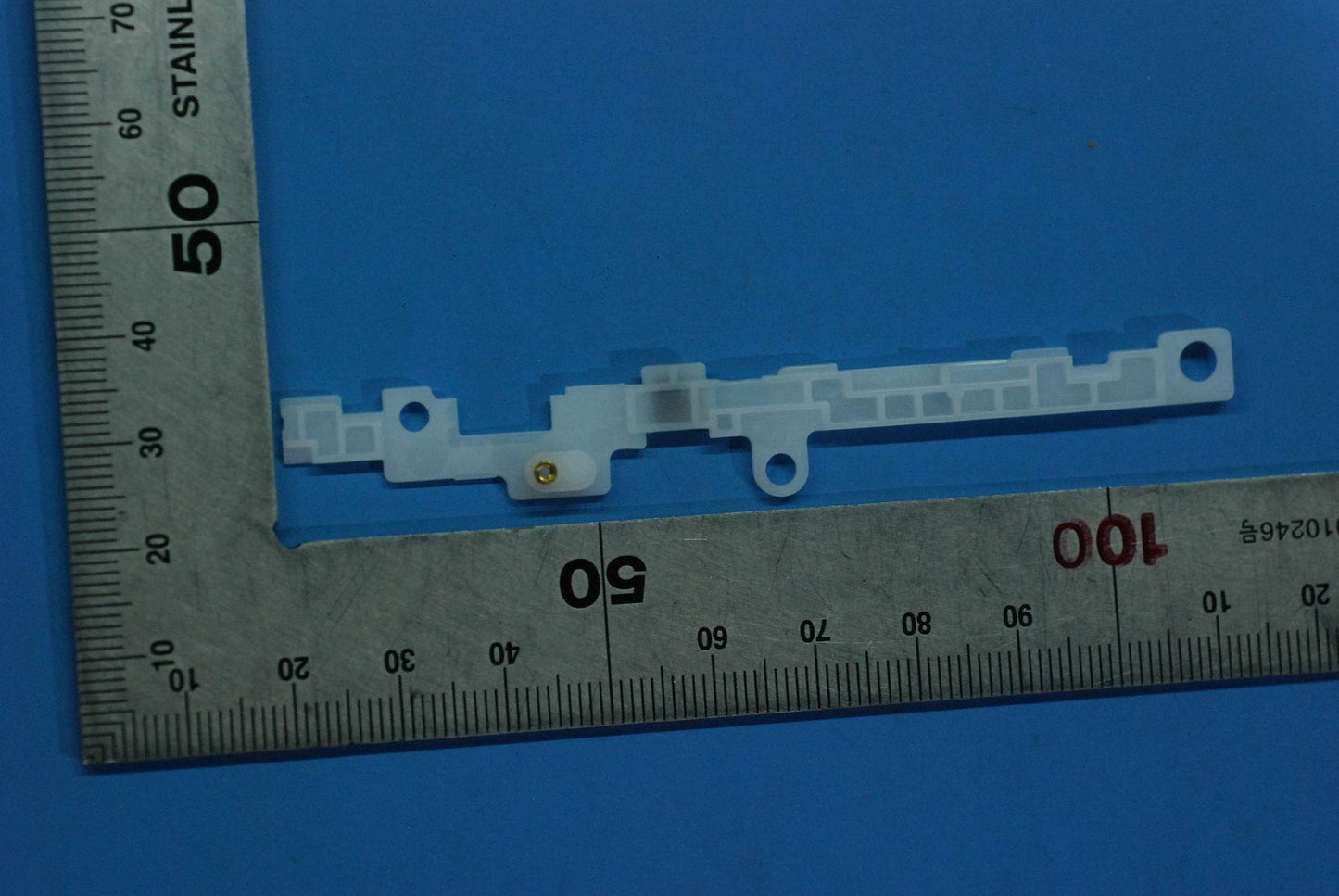 Lenovo Cd-17302F Shield Frame And*Hq2 - 5S58C15697