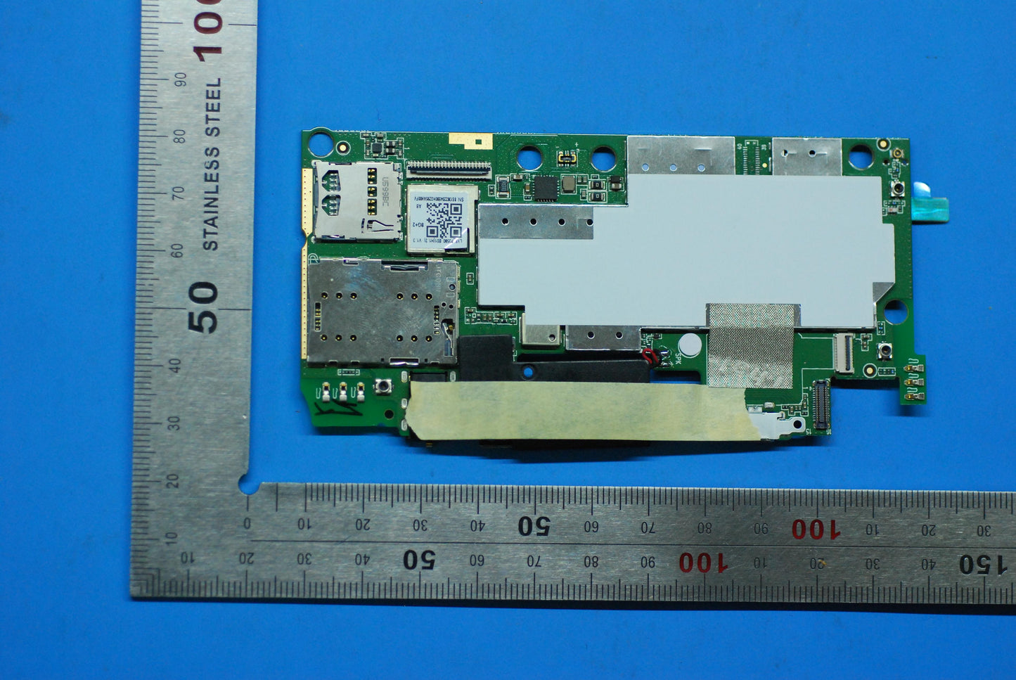 Lenovo A8-50L Row Softbank Mb_2G-8G A - 5P68C03822