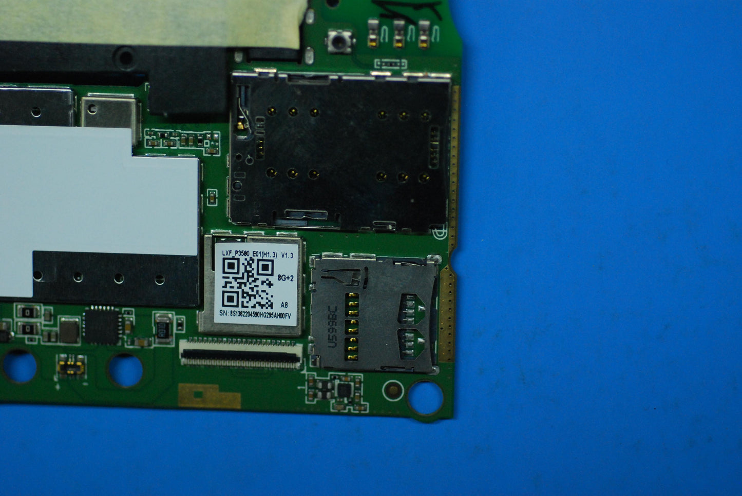 Lenovo A8-50L Row Softbank Mb_2G-8G A - 5P68C03822