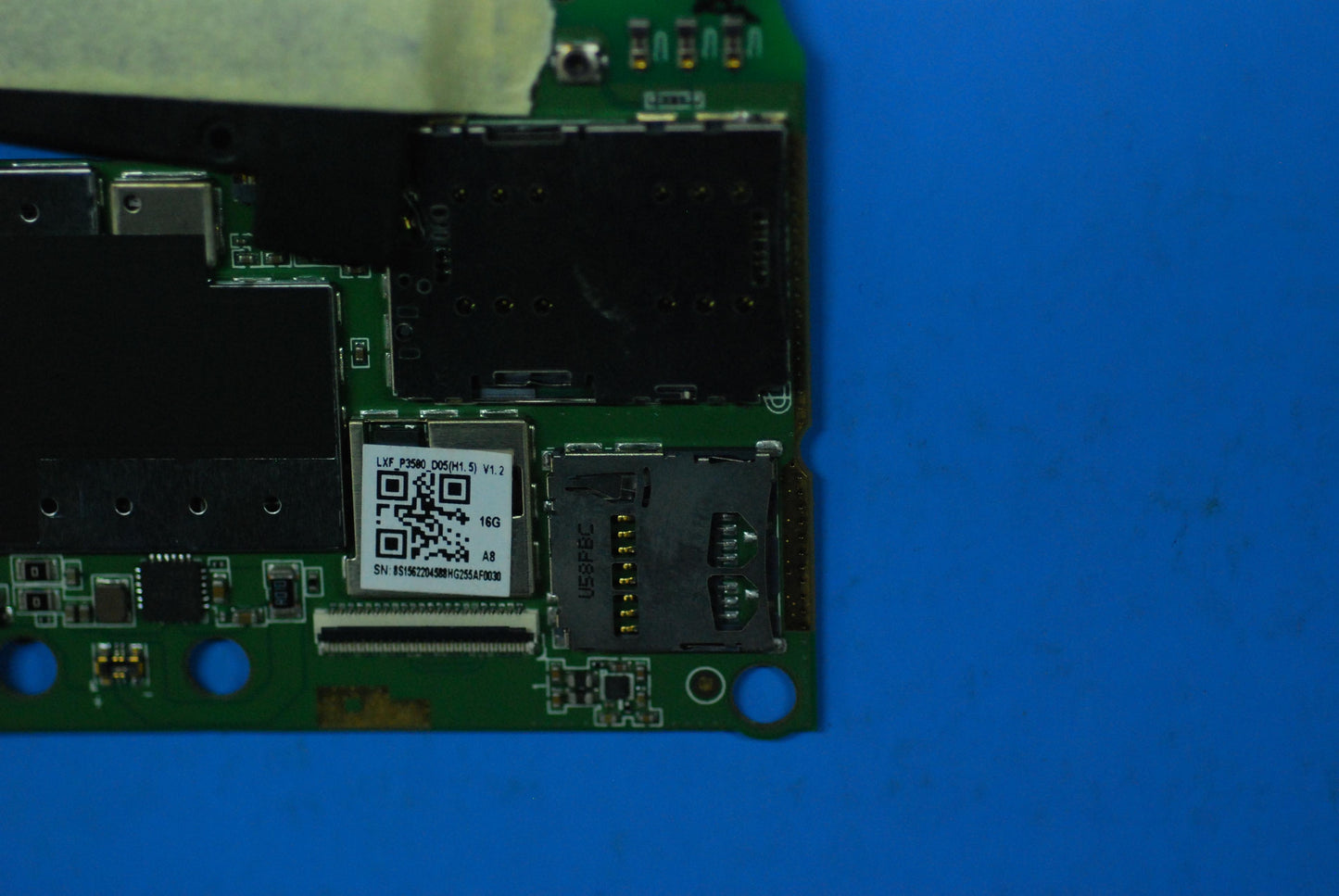 Lenovo A8-50L Row Pl Mb_16G Assy And* - 5B28C03723