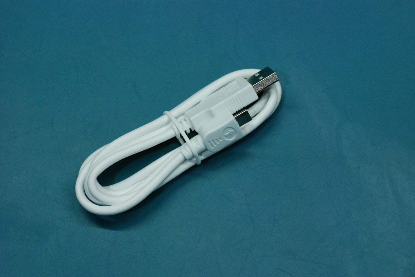 Lenovo Xt1700 Usb Cable And*52691037 - 5O28C06659