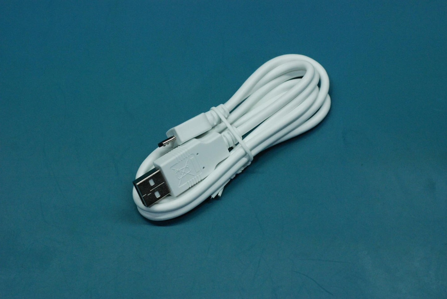 Lenovo Xt1700 Usb Cable And*52691037 - 5O28C06659