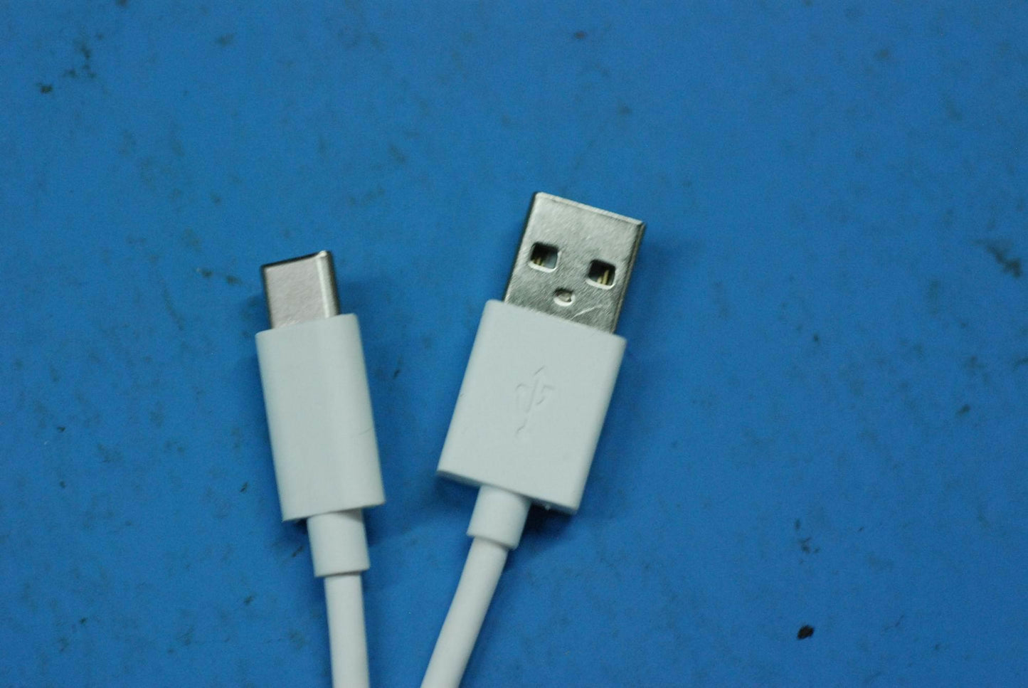 Lenovo Vr-1541Usb Cable And*209000300 - 5C18C10070