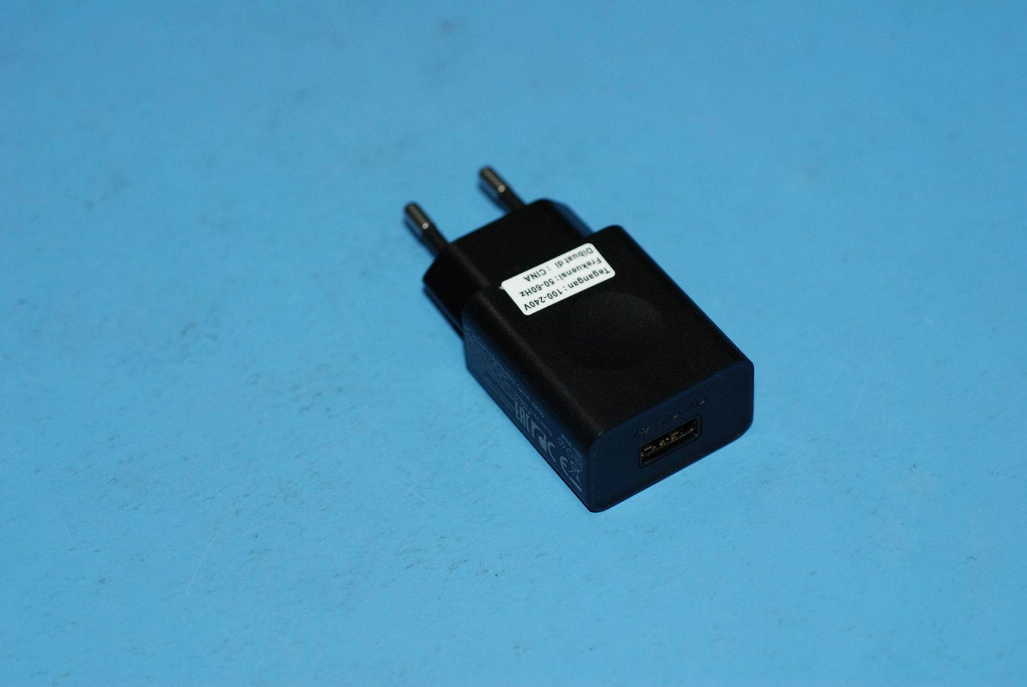 Lenovo Ac Adapter C-P57 5V/1A Eu Blac - SA18C00726