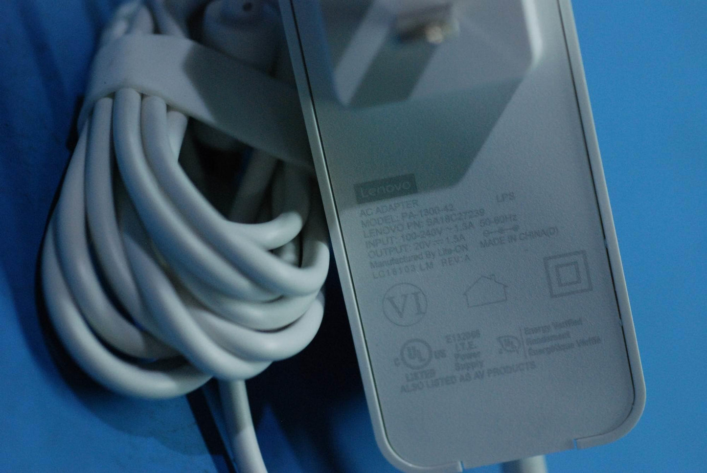 Lenovo Ac Adapter - SA18C27239