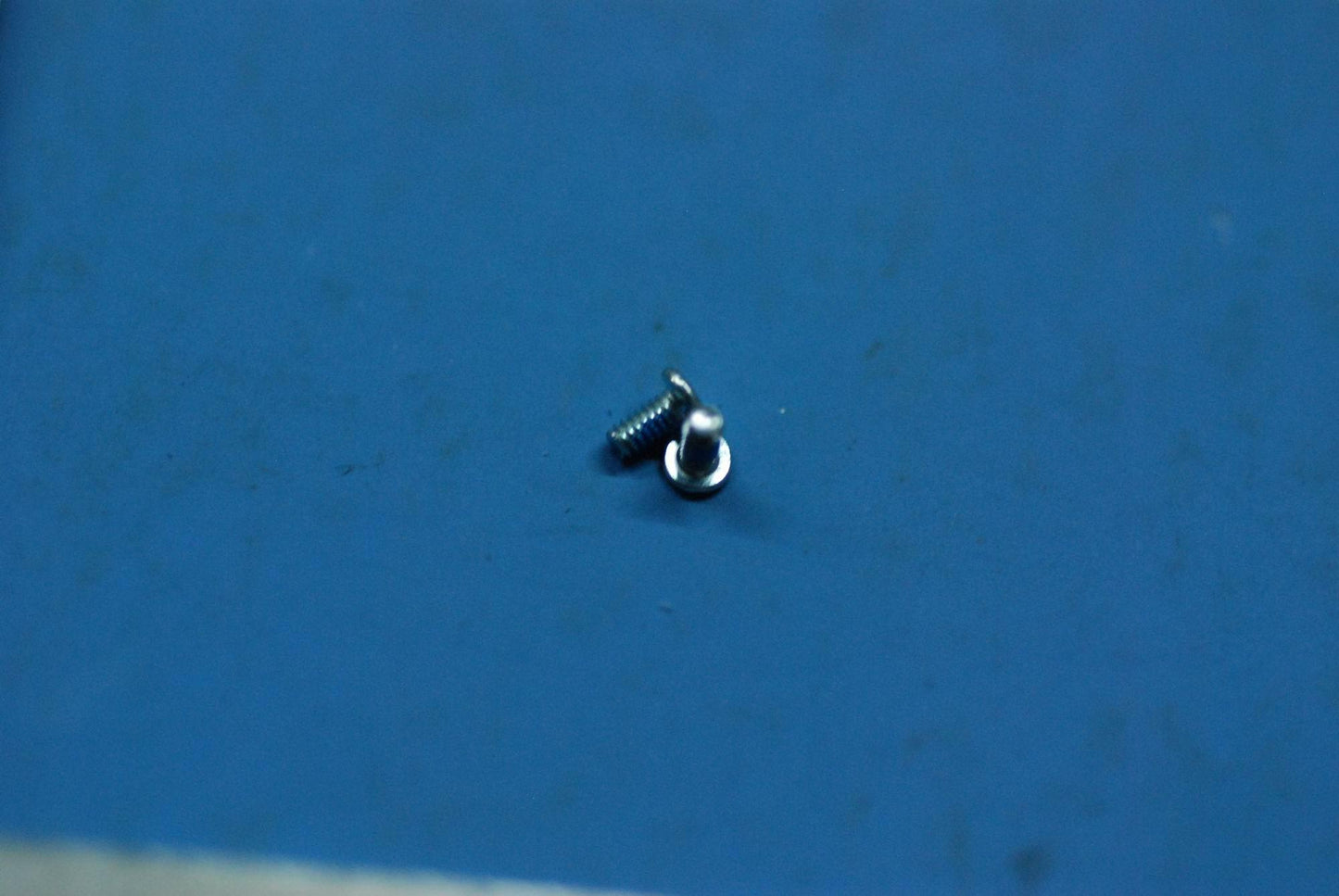 Lenovo Tb-7504 Screw And*710922000481 - 5M88C09331