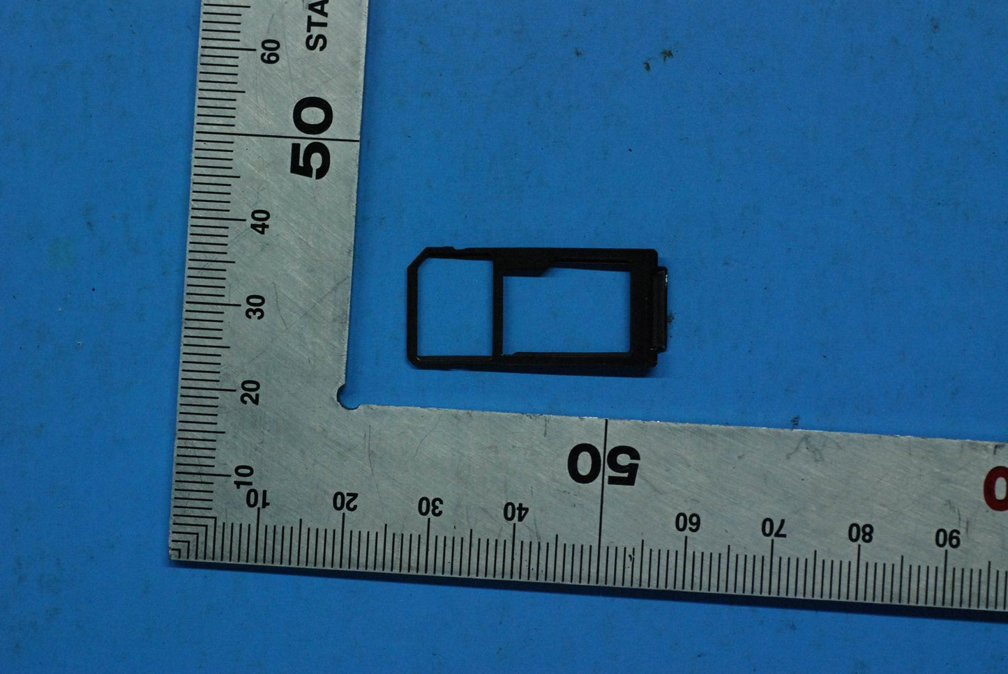 Lenovo Yb-Q501L Sim Tray And*Hq209001 - 5M88C07076