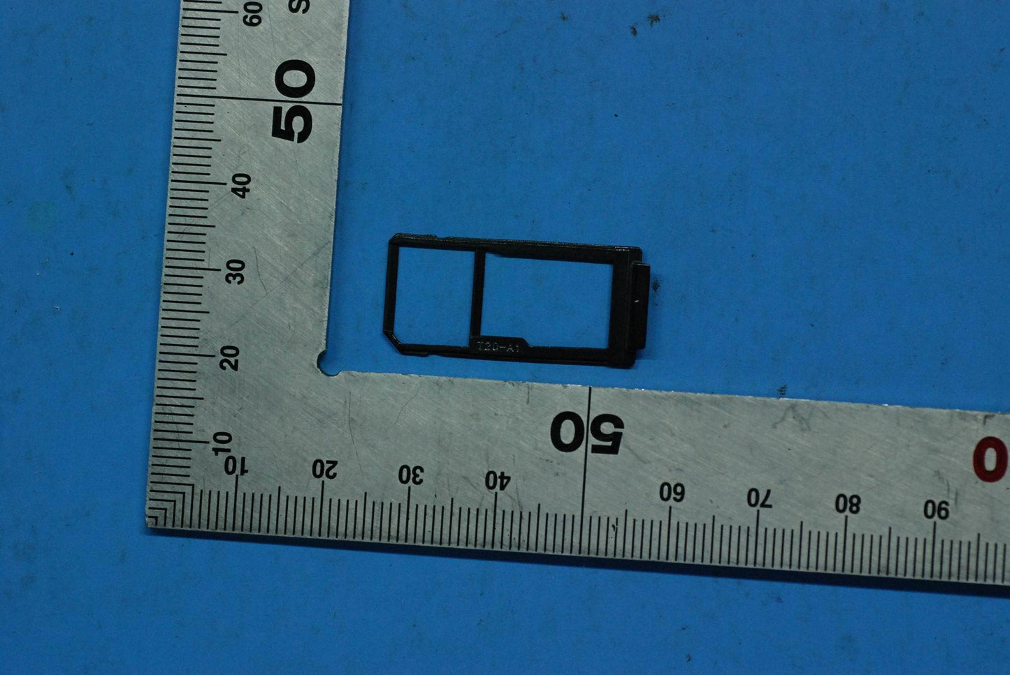 Lenovo Yb-Q501L Sim Tray And*Hq209001 - 5M88C07076