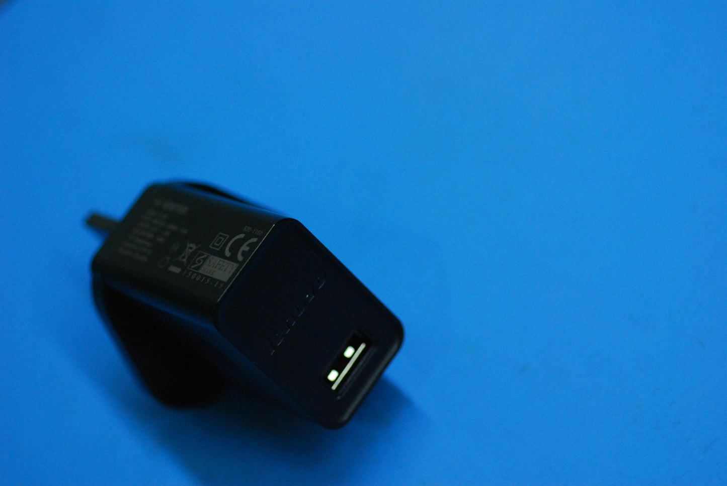 Lenovo (B/S)Ac Adapter C-P37 5.2V/2A - SA18C01256