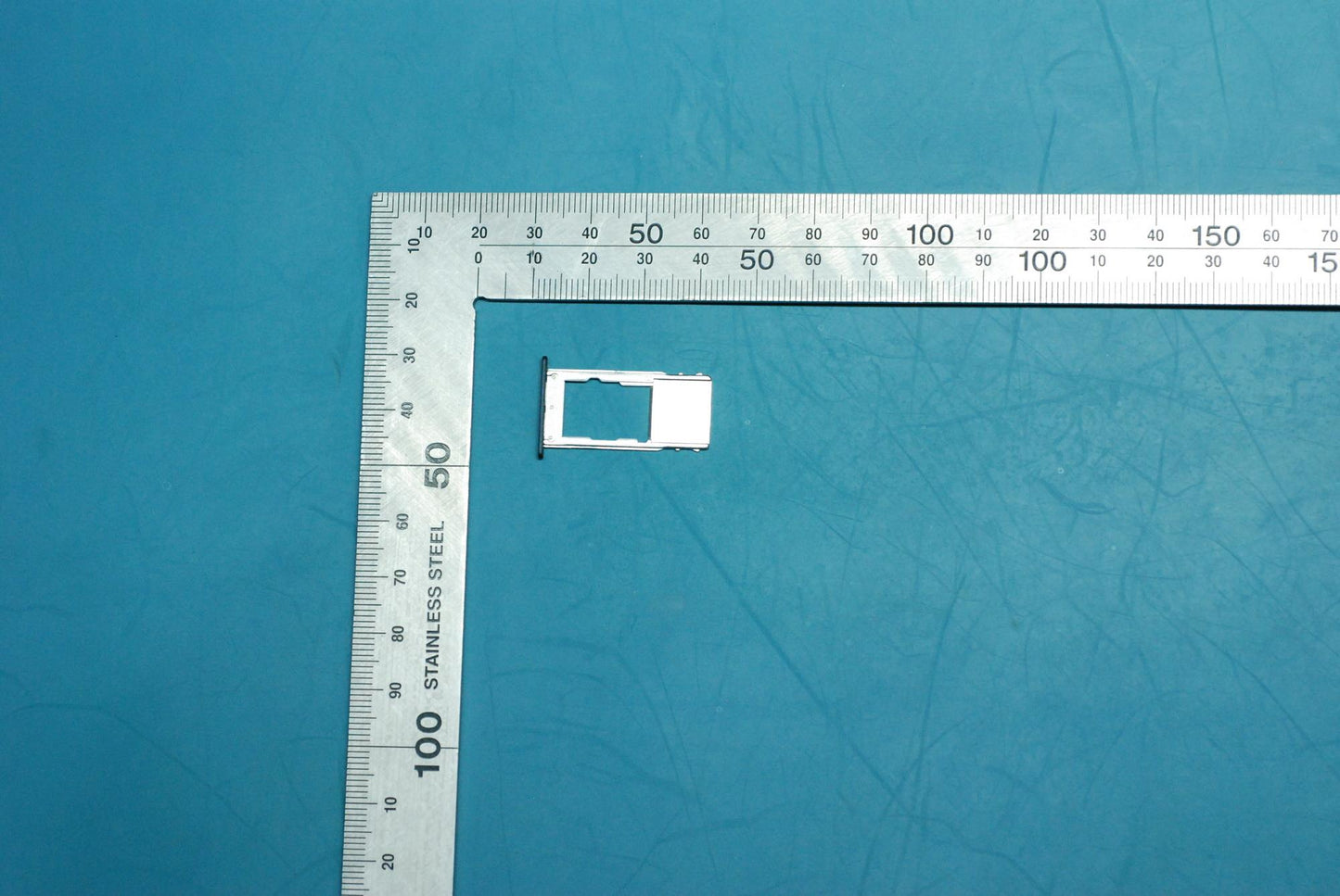 Lenovo Yeti Sim Tray(For Wifi) Mim Bl - SM88C05712