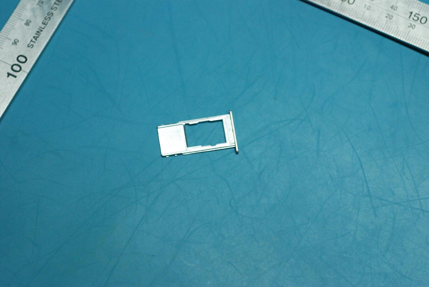 Lenovo Yeti Sim Tray(For Wifi) Mim Go - SM88C05711