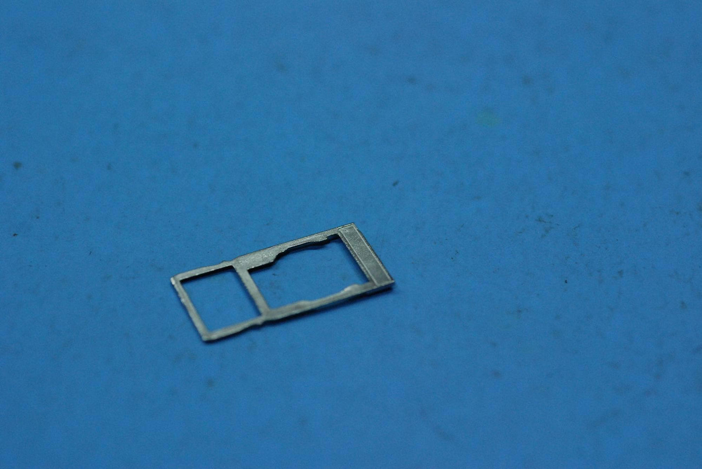Lenovo Tb-7504X Sim Card And*71530800 - 5M88C09324