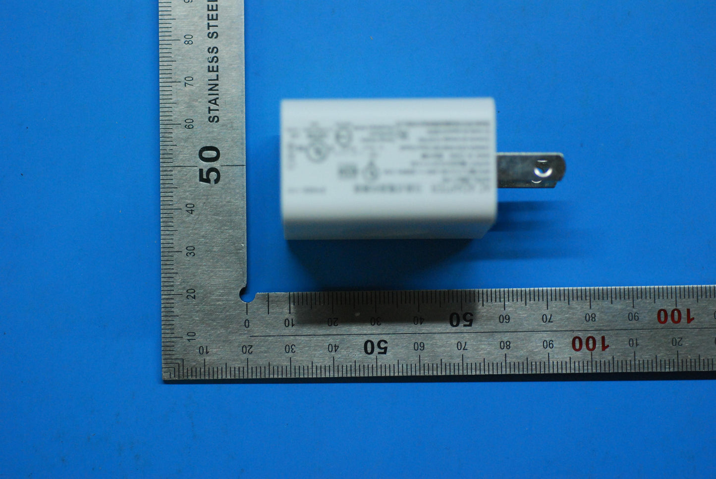 Lenovo (B/S)Ac Adapter C-P35 5.2V/2A - SA18C04964