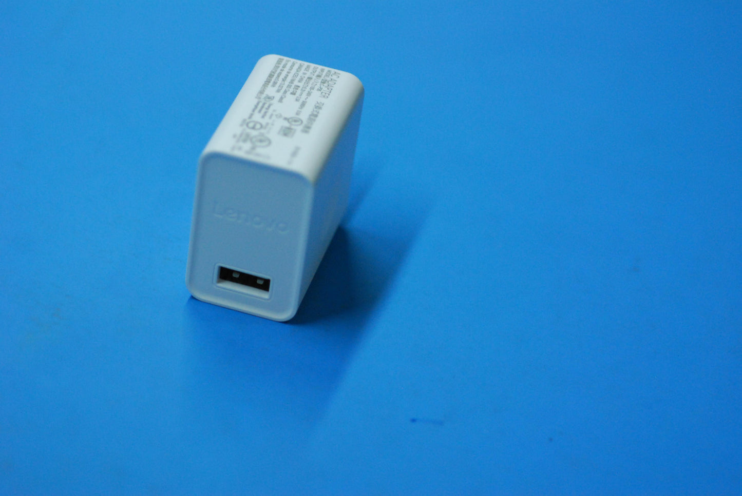 Lenovo (B/S)Ac Adapter C-P35 5.2V/2A - SA18C04964