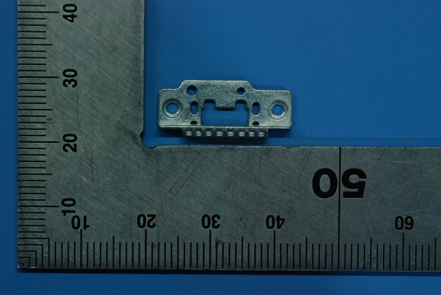 Lenovo Tb-8505 Usb Fram And*712598328 - 5S58C16038