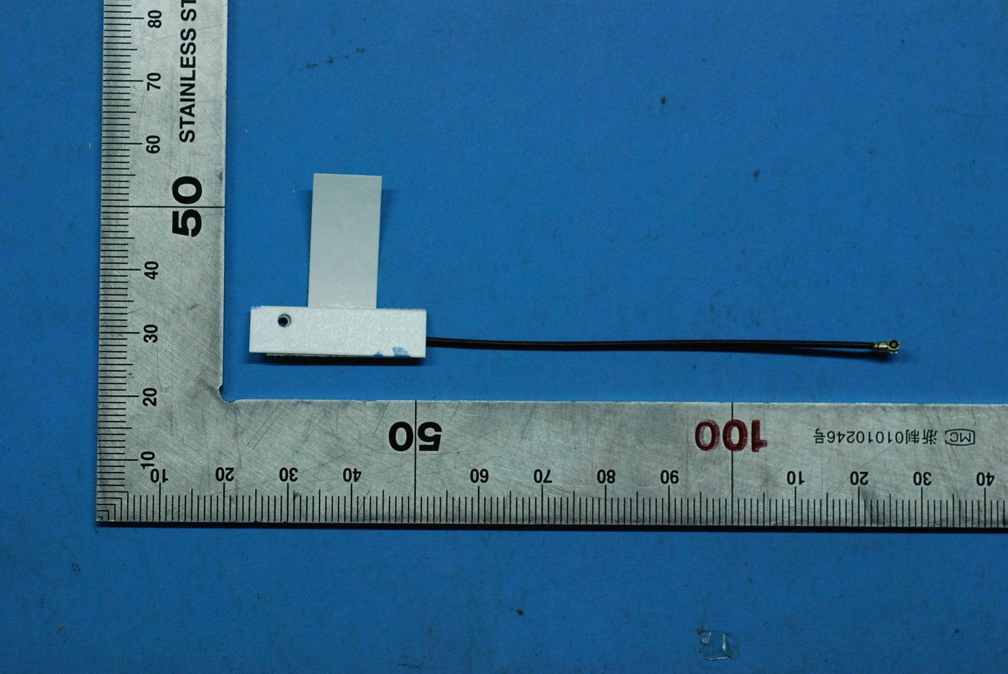 Lenovo Sd-X701B Middle Wifi Antenna A - 5A38C10831