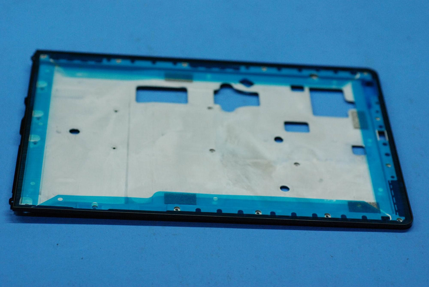 Lenovo Sd-X701B Middle Cover And*3220 - 5S58C10807