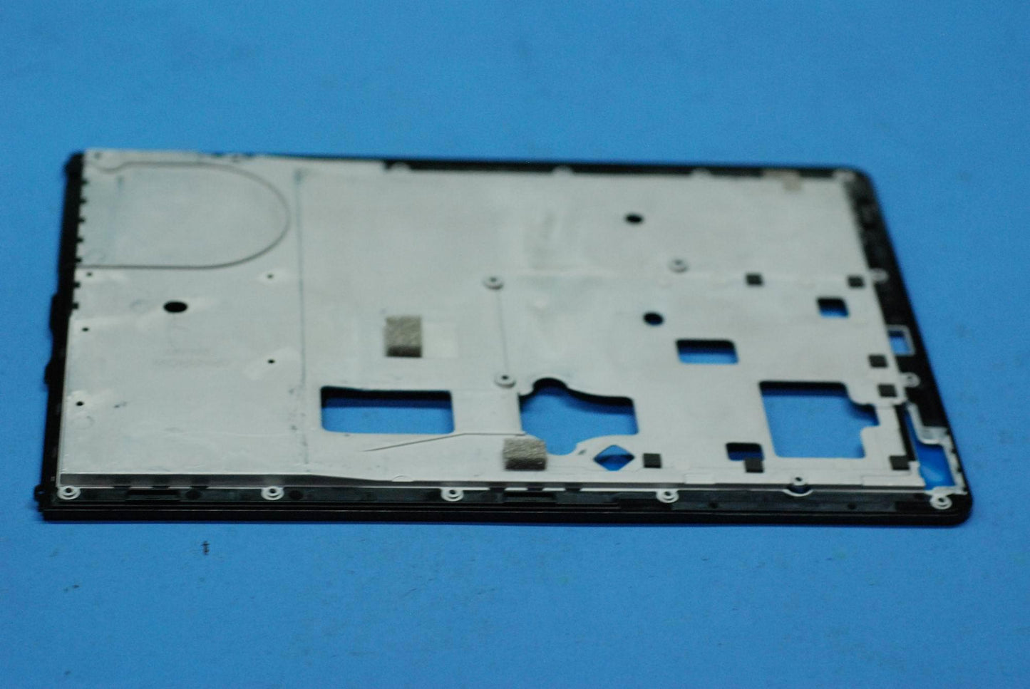 Lenovo Sd-X701B Middle Cover And*3220 - 5S58C10807