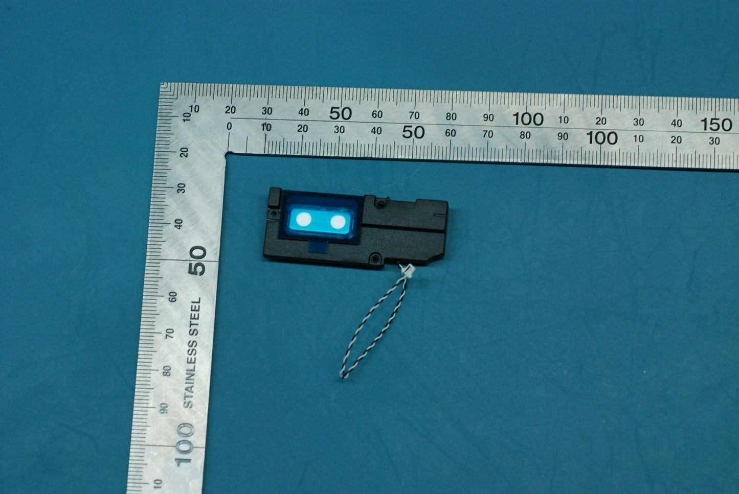 Lenovo Yt-X703 Speaker Box_R1 And*116 - 5SB8C06606