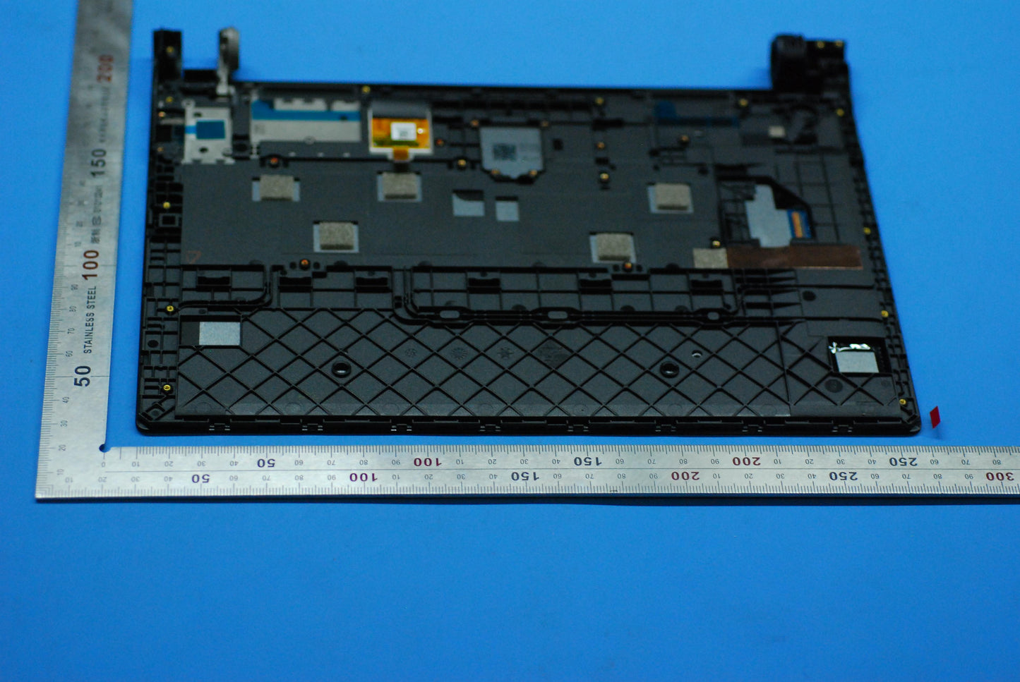 Lenovo Replacement Part - 5D68C03557