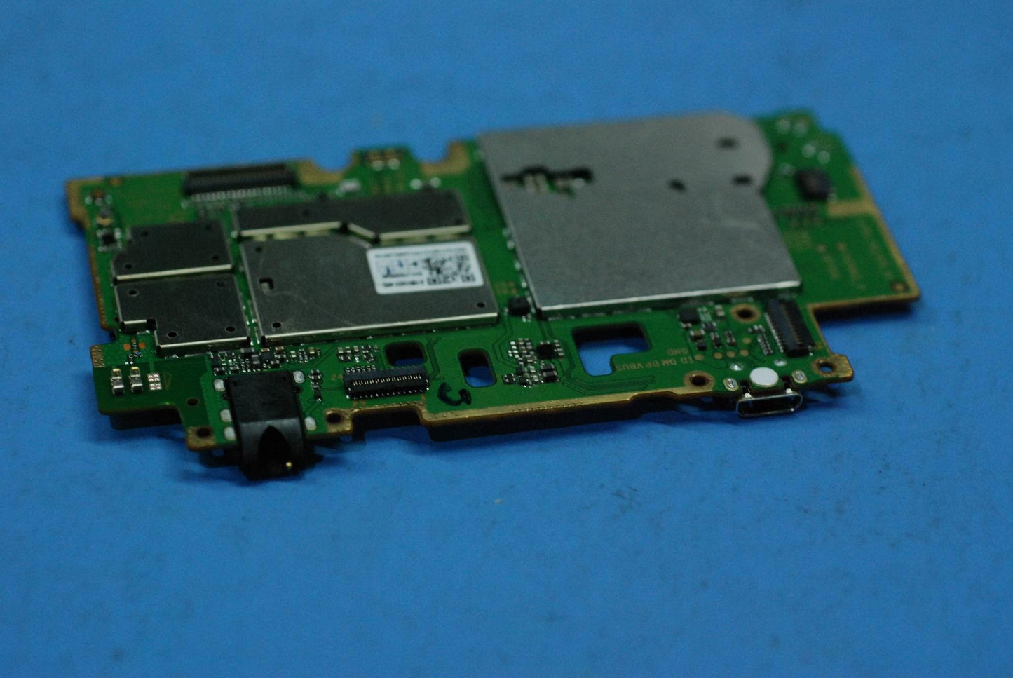 Lenovo Tb-7304I Main Board_2 And*Hq31 - 5B28C09484