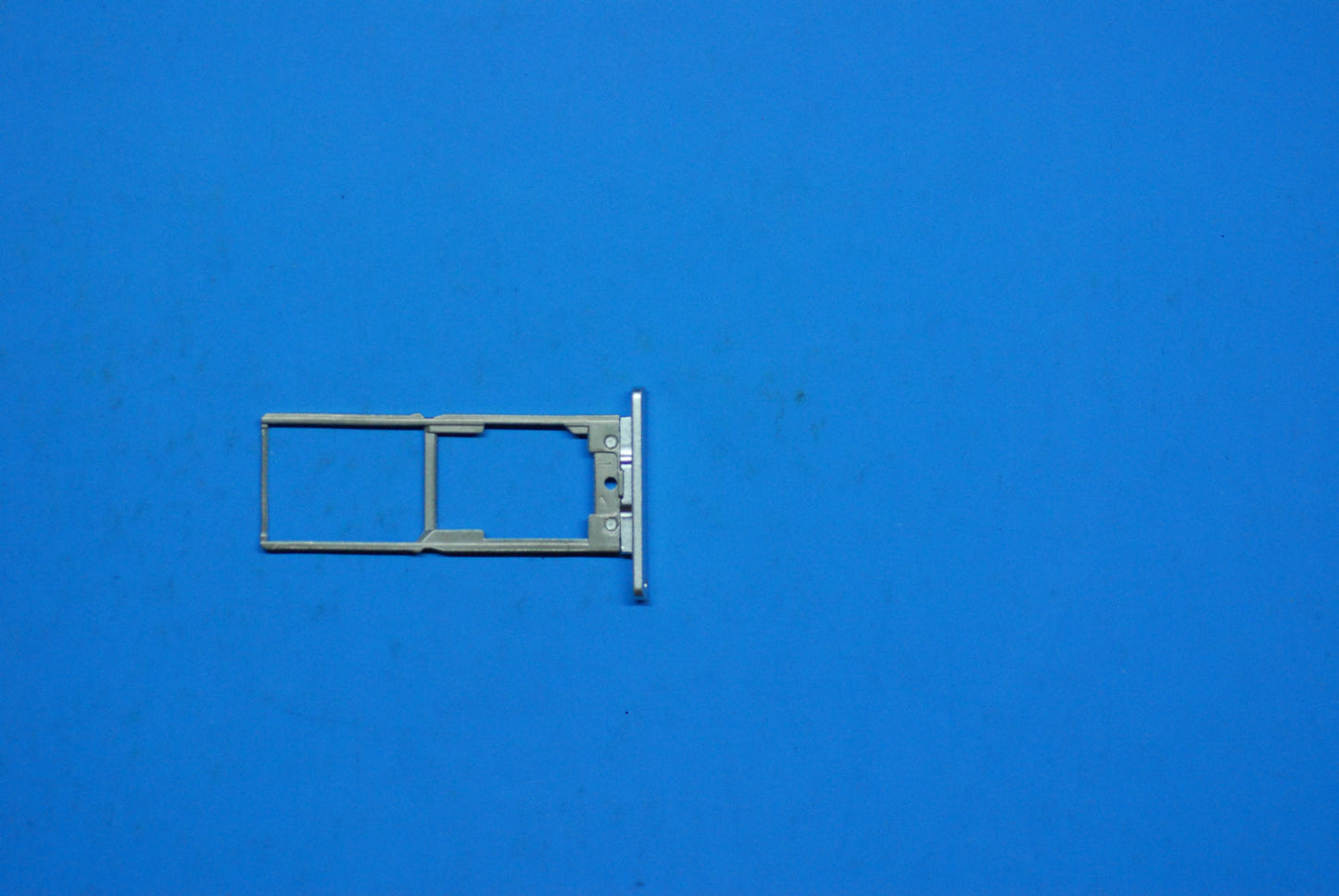 Lenovo Pb1-770M Sim_Tray Pt And*11373 - 5M88C03033