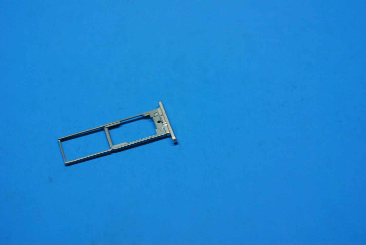 Lenovo Pb1-770M Sim_Tray_Gc And*11471 - 5M88C03035