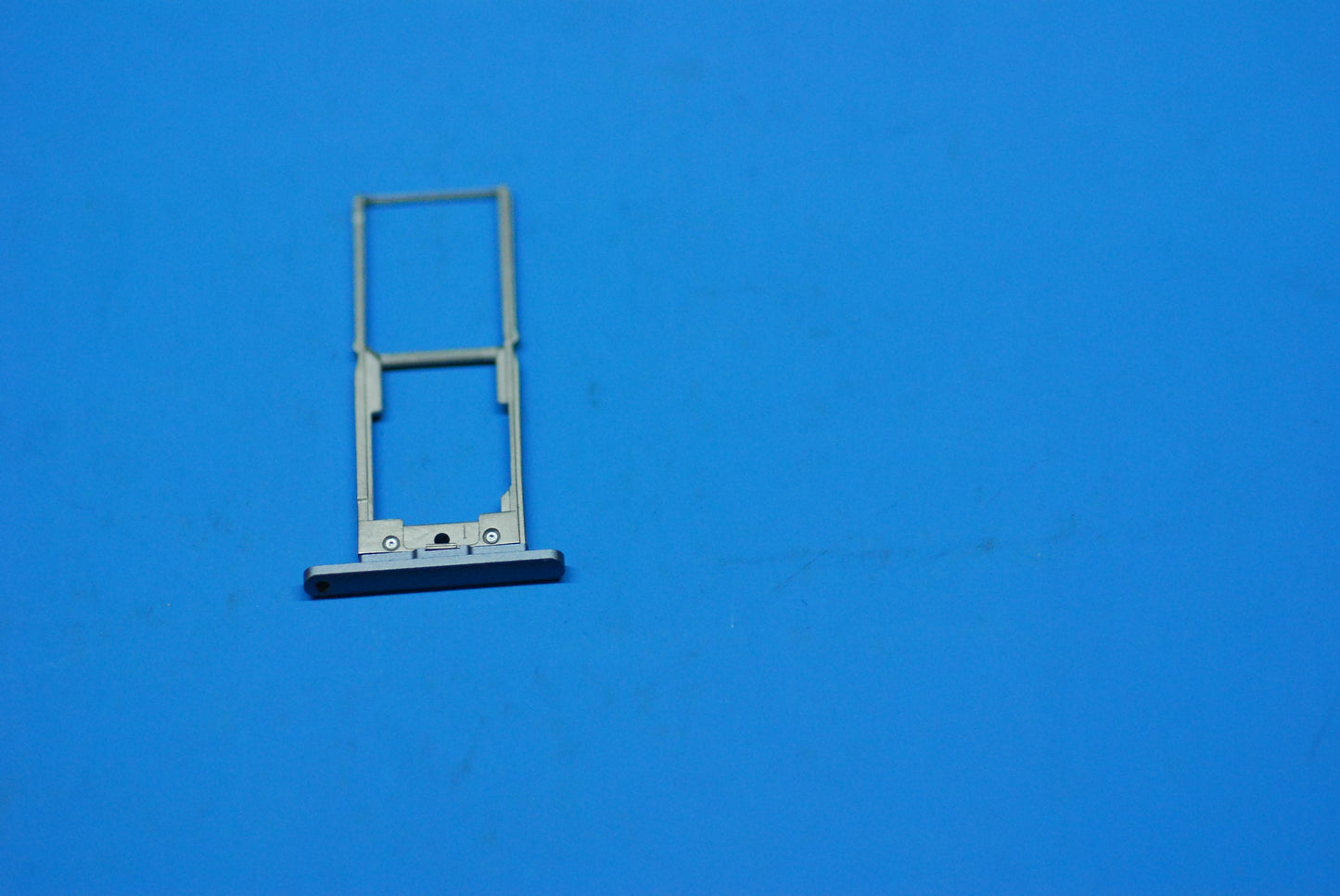 Lenovo Pb1-770M Sim_Tray Gm And*11373 - 5M88C03034