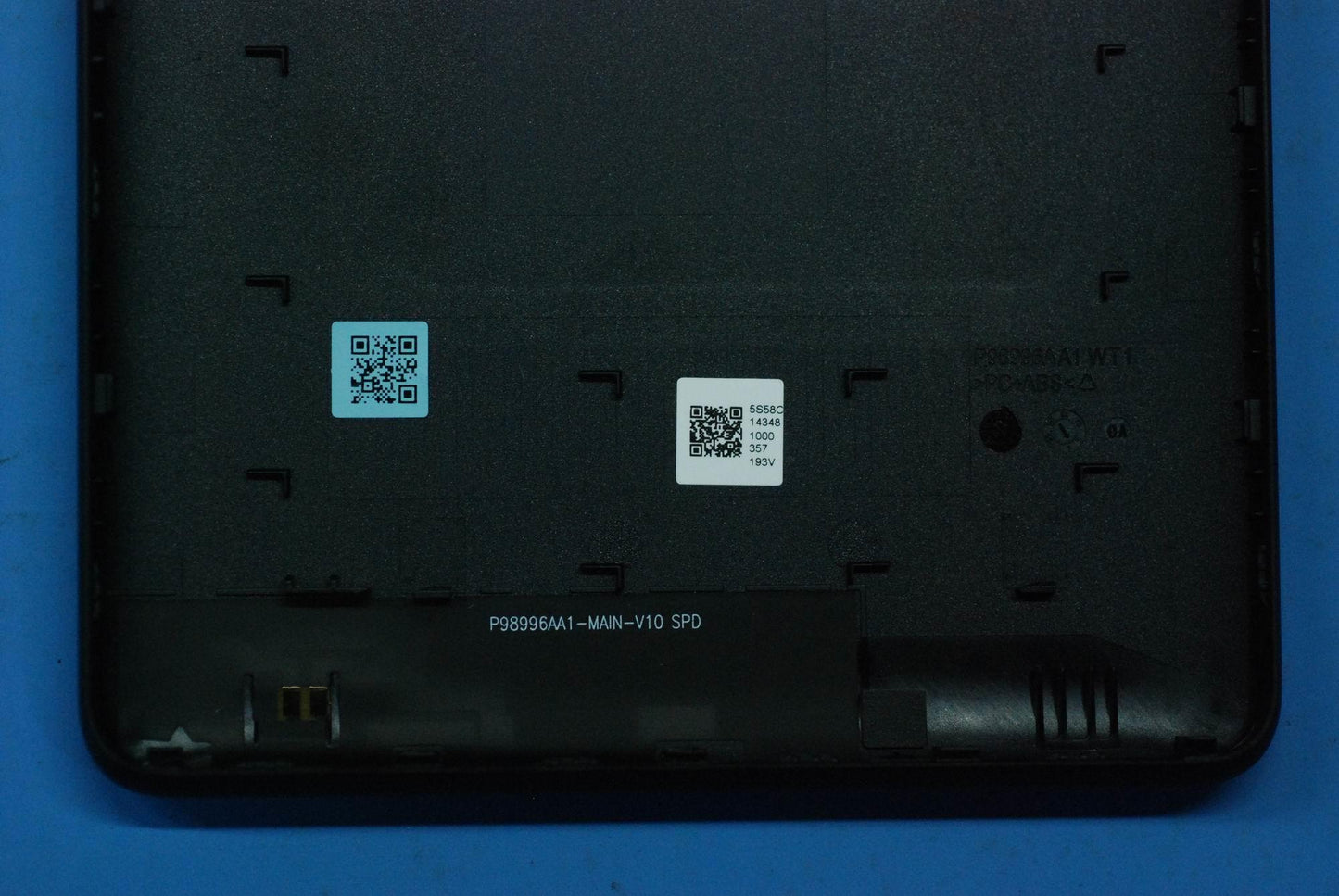 Lenovo Tb-7104I Battery Cover And*712 - 5S58C14348