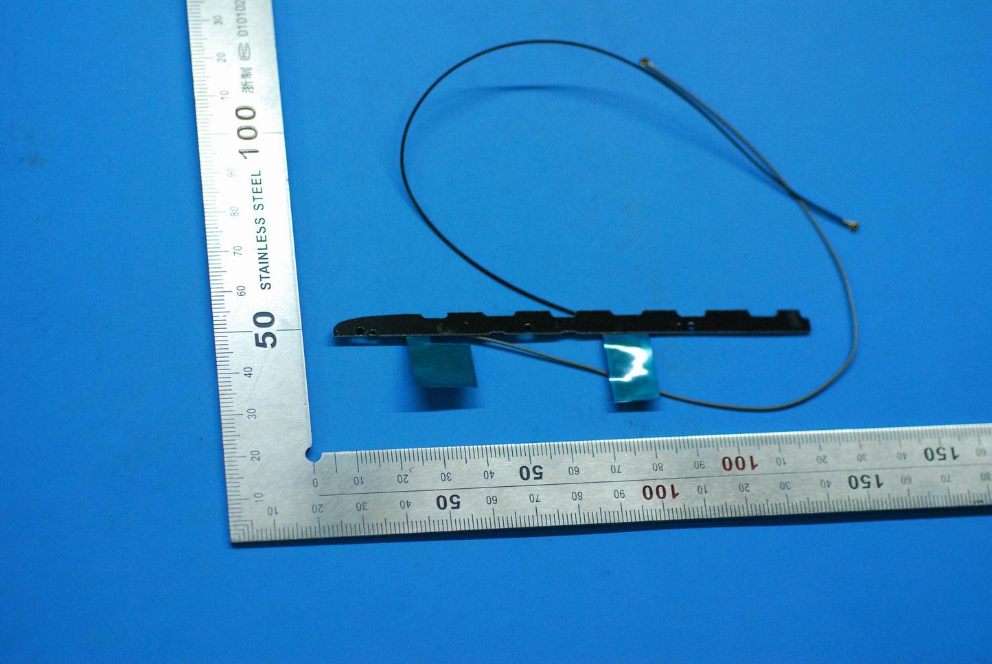 Lenovo Yt3-X50L Div Antenna Lte And*5 - 5R28C03886