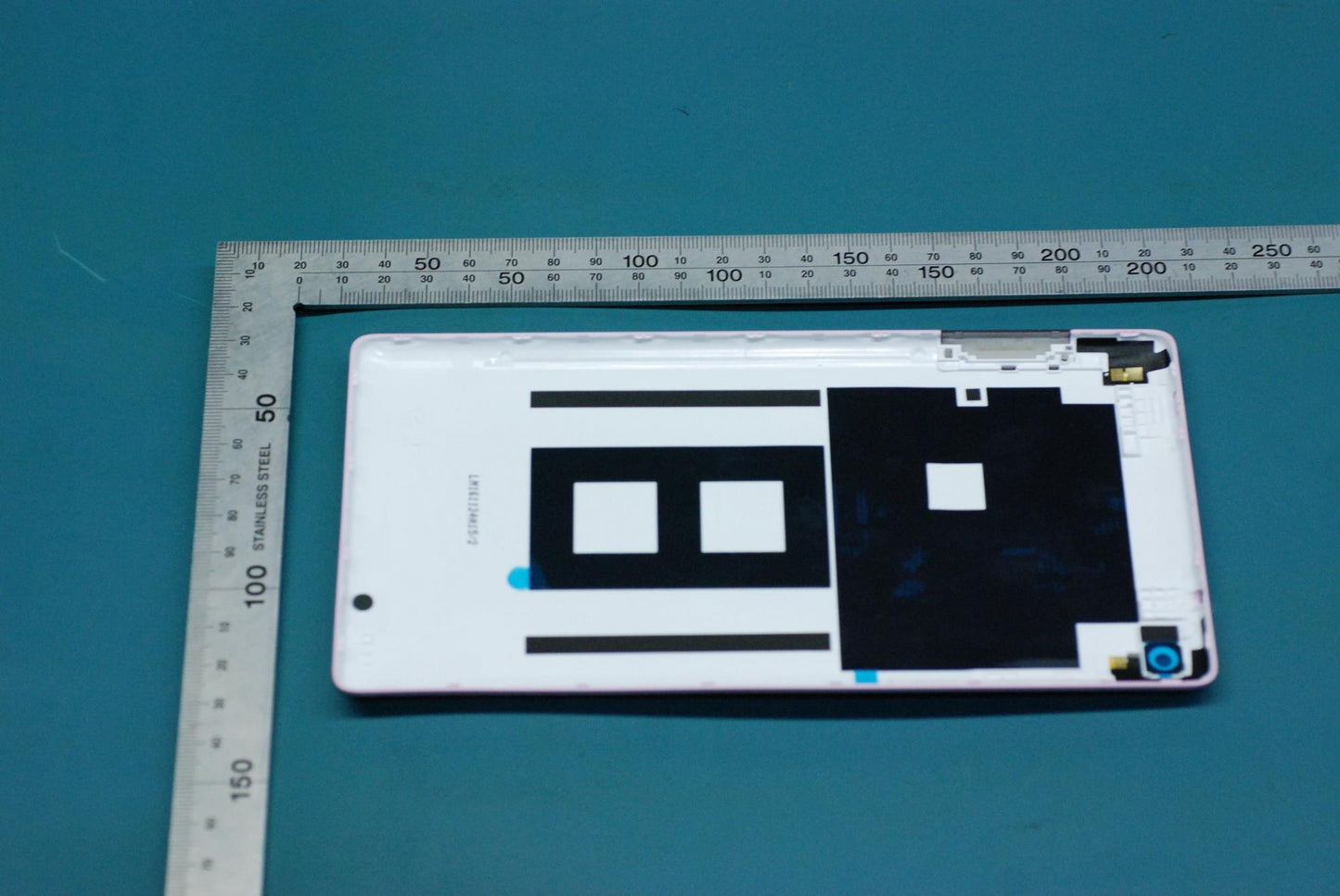 Lenovo Tb3-730X Batt Cover_Pk And*712 - 5S58C07311