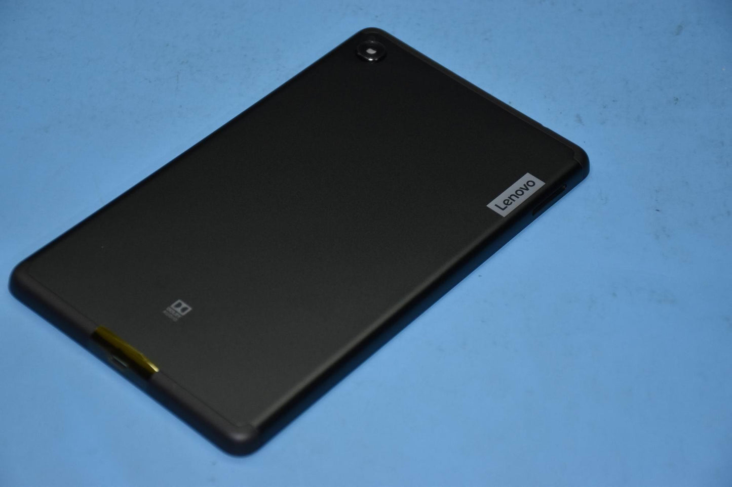 Lenovo Tb-7305 In Rearcover_Bl And*Hq - 5S58C16652