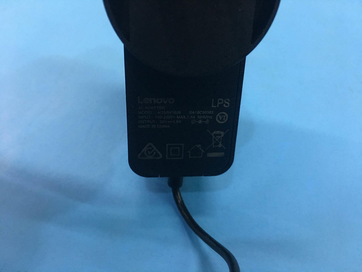 Lenovo Ac Adapter Ad30W1805 20V1.5A A - SA18C80383