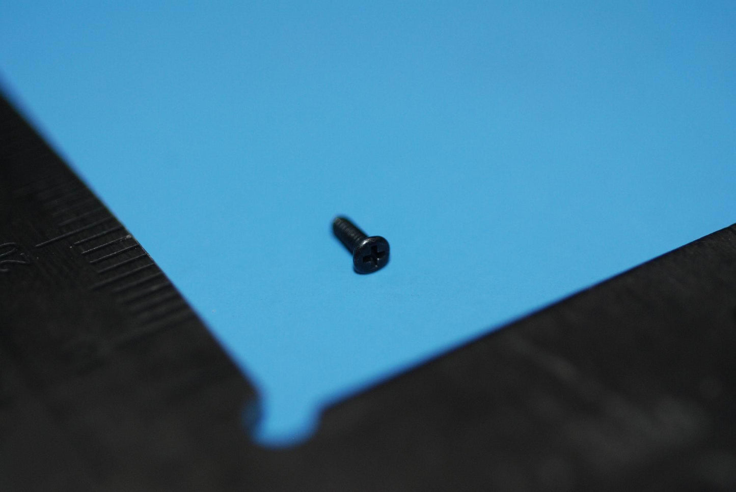 Lenovo 5M89A464OC Screw M1.4*4.5Mm