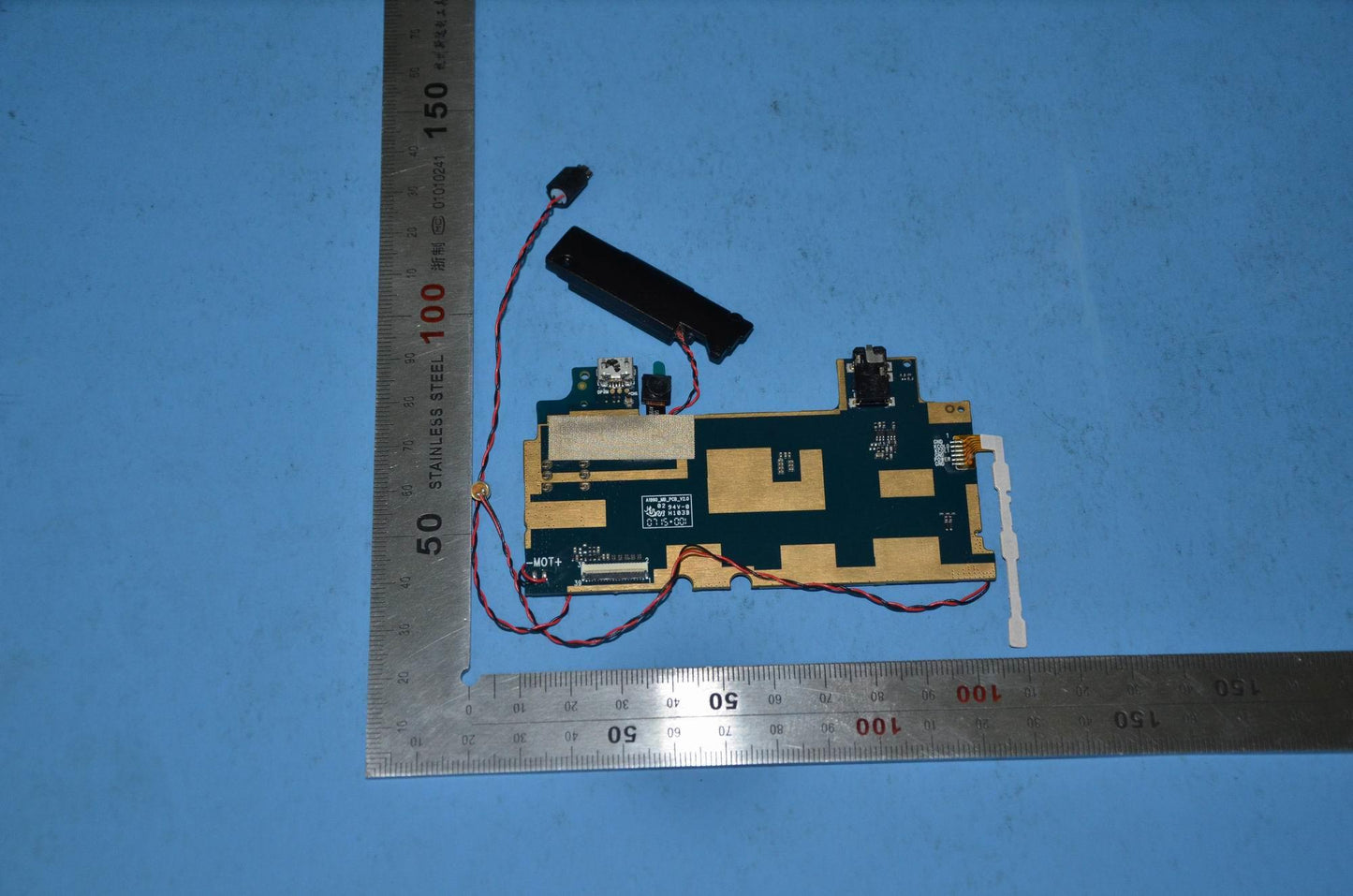 Lenovo A7-30Hc_8G Mb And*Hq3160087300 - 5B28C01159