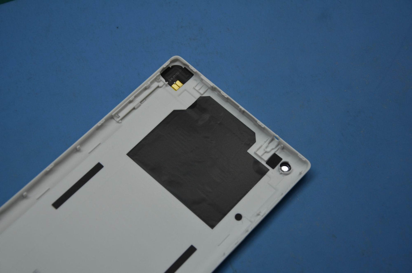 Lenovo A7-30 Batt-Cov Assy And*Hq3160 - 5S58C00590