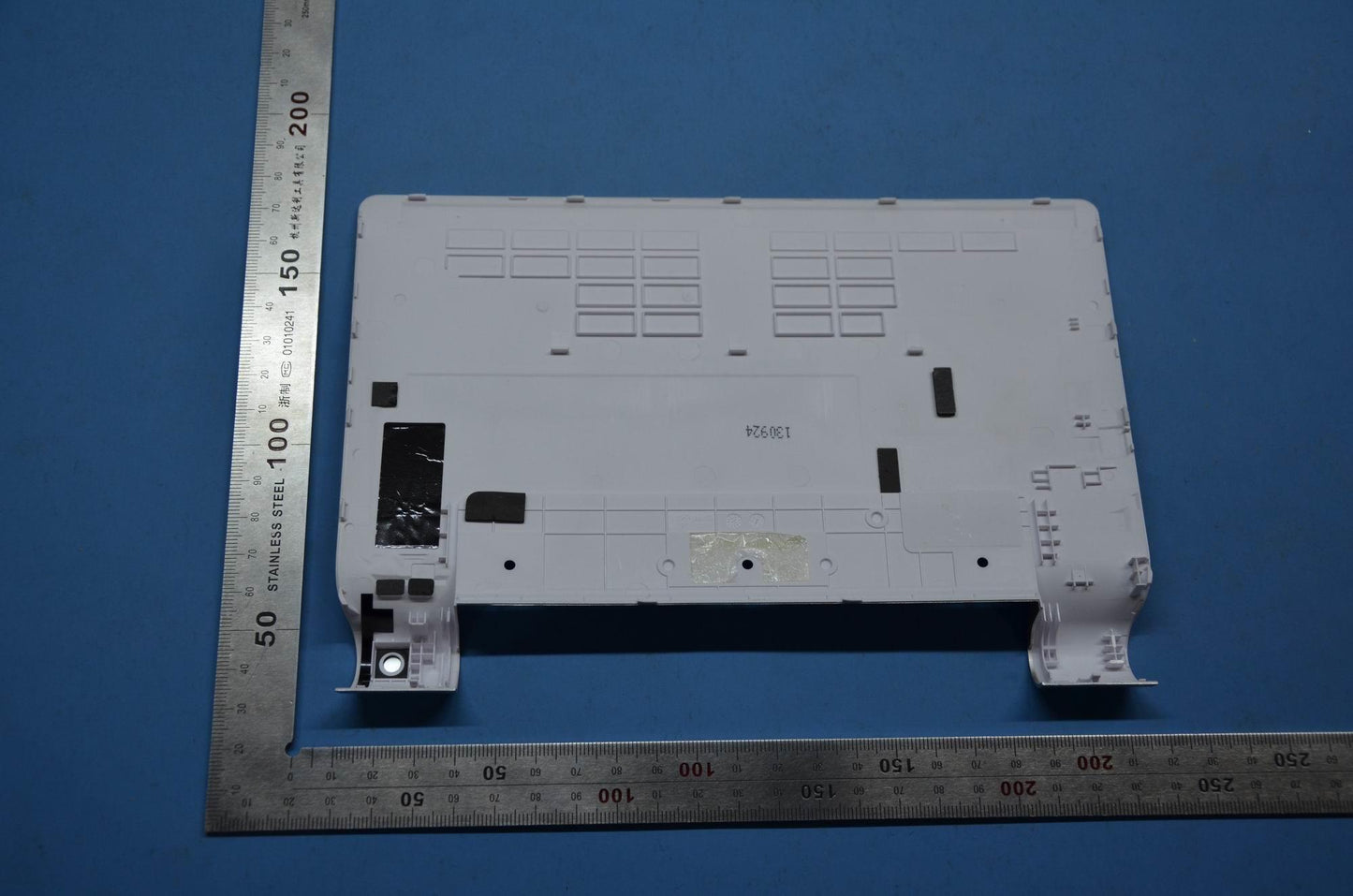 Lenovo 5SR9A464WF B6000 Rear Cover Assembly Cs