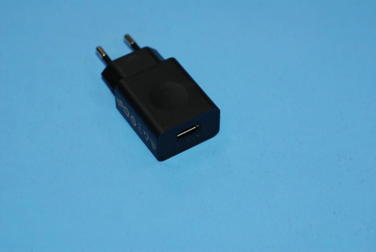 Lenovo Charger And*C-P63 5V1.5A Pet F - SA19A6N2XT