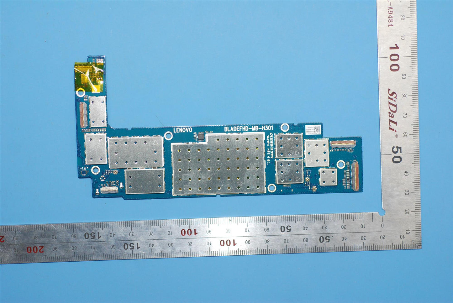 Lenovo B8080 Row 3G+32Gemmc Mb Golden - 5B29A6MWFW