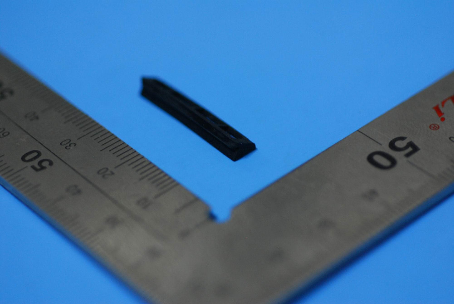 Lenovo Blade2-13W_Spk_Rubber - 5MO9A6MYSC