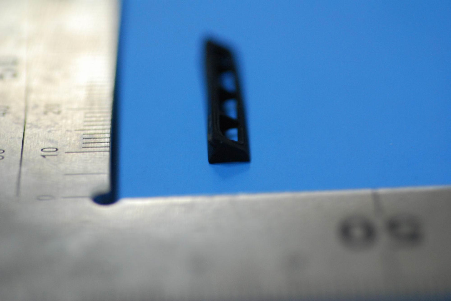 Lenovo Blade2-13W_Spk_Rubber - 5MO9A6MYSC