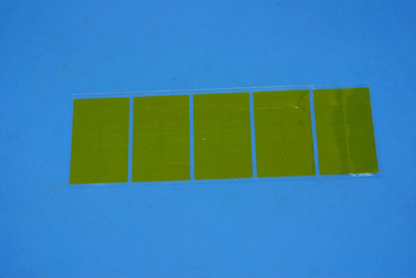 Lenovo Die-Cut Pieces\Double-Sided Ad - 5D78C00431