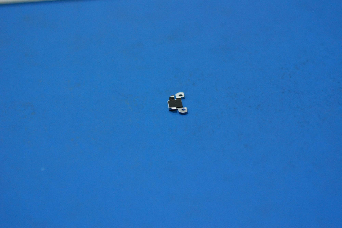 Lenovo A7-30 Batt Con Frame And*Hq209 - 5M88C00410