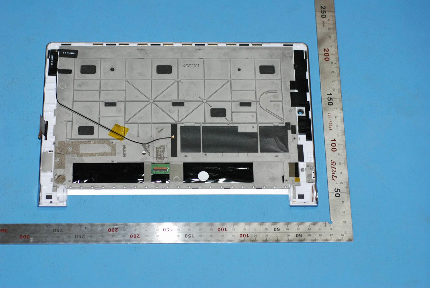 Lenovo 5D69A464VN B8000 Tp+Lcm Front Cover Assem