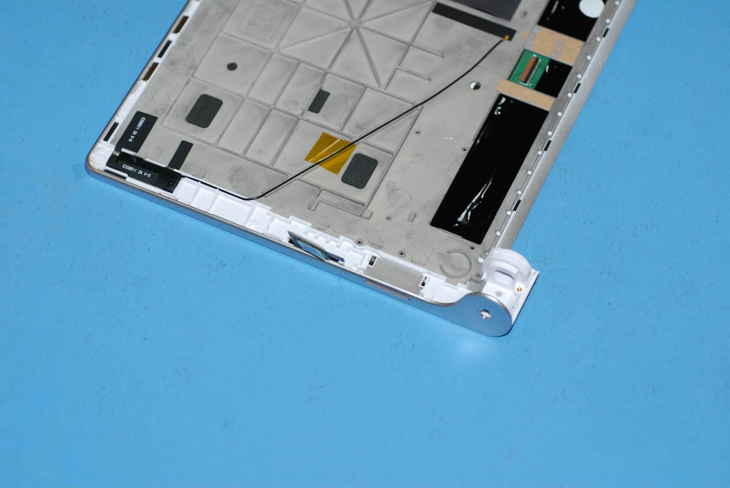 Lenovo B8000 Row 3G Tp+Lcm Front Cove - 5D69A465NZ