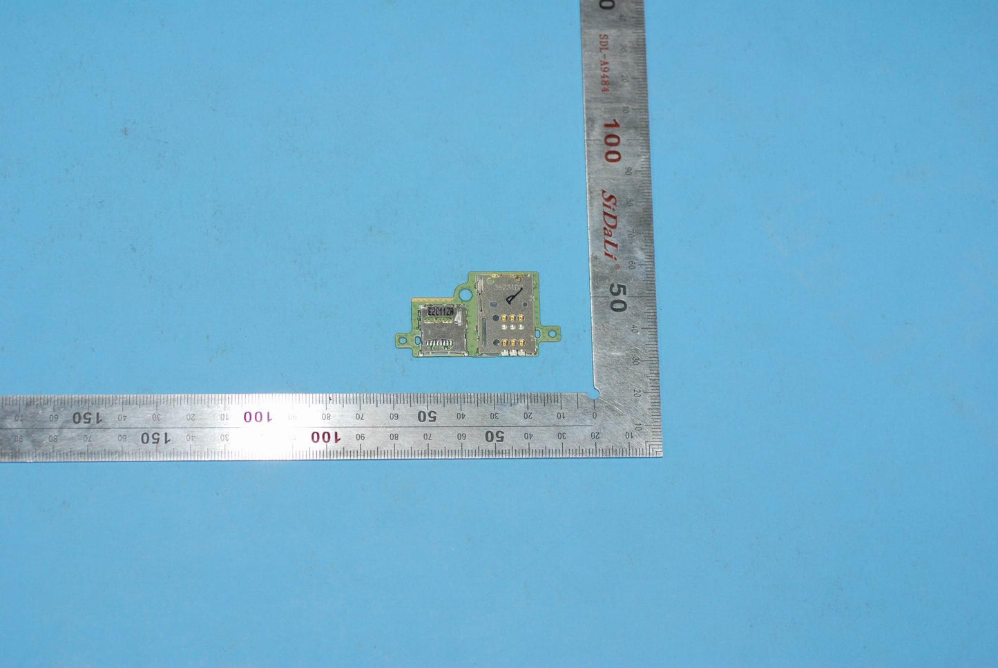 Lenovo S6000Vf Sim Andsd Sub-Board Mo - 90203066