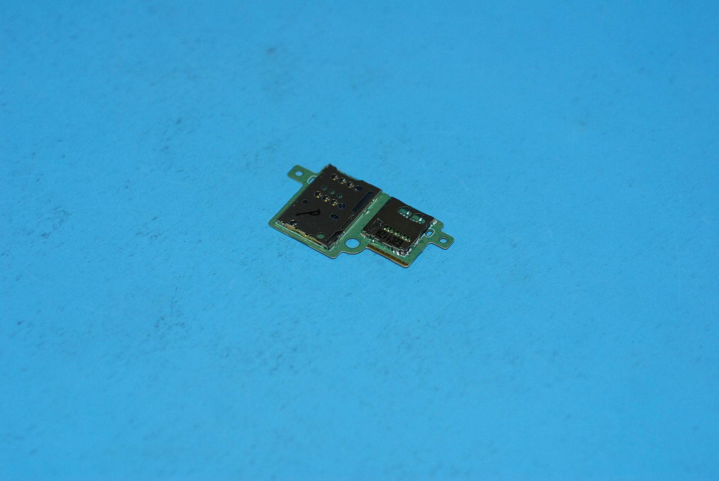 Lenovo S6000Vf Sim Andsd Sub-Board Mo - 90203066