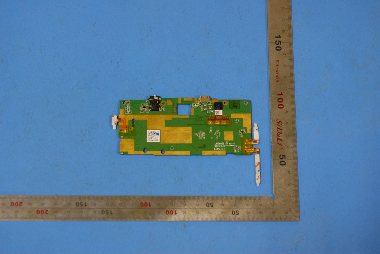 Lenovo A3500 Everypad Mb And*67100440 - 5B29A6MY4S