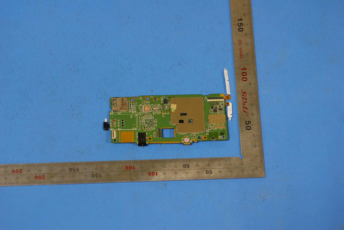 Lenovo A3500 Everypad Mb And*67100440 - 5B29A6MY4S